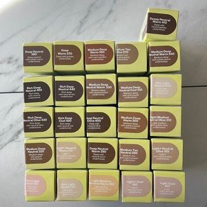 LOT Kosas revealer foundation 1oz ✨✨